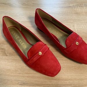 Anne Klein Red Suede iFlex Flat